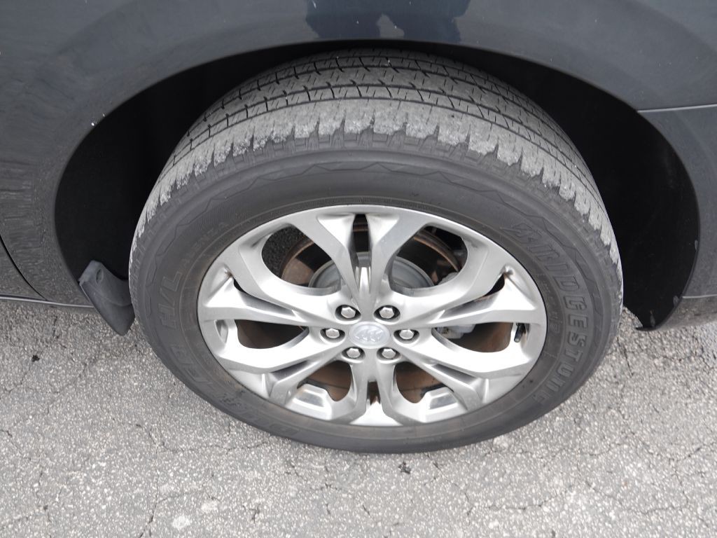 2019 Buick Enclave Image 9