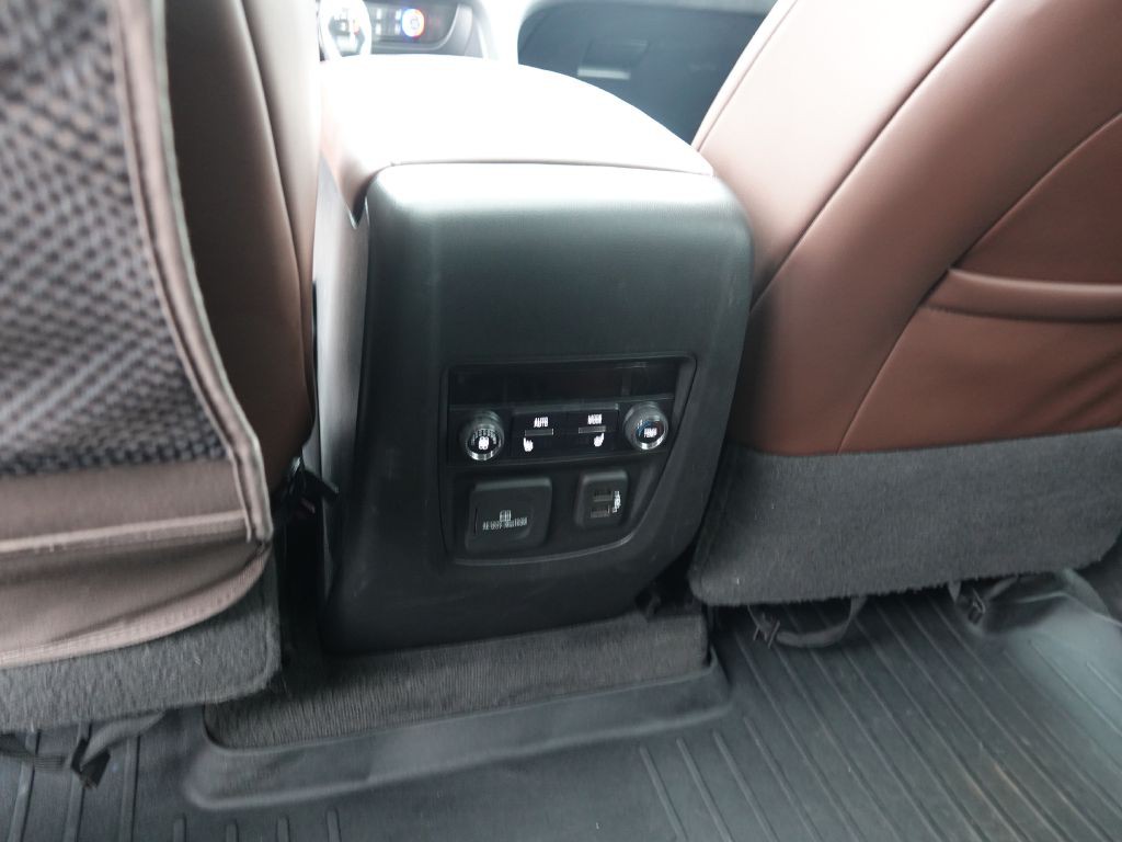 2019 Buick Enclave Image 25