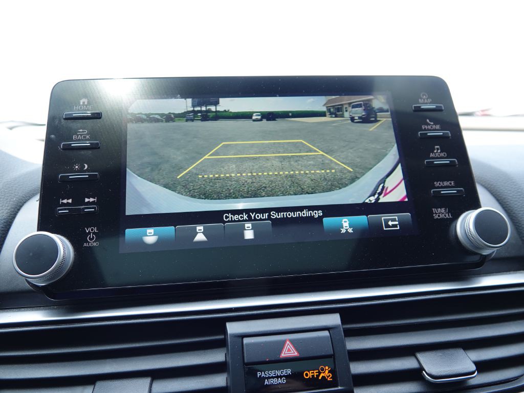 2022 Honda Accord Image 32