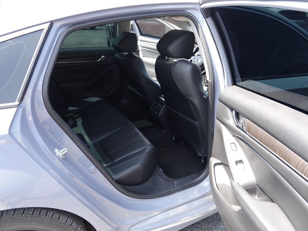 2022 Honda Accord Image 39