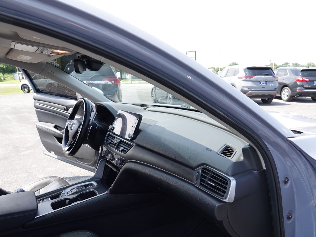 2022 Honda Accord Image 43