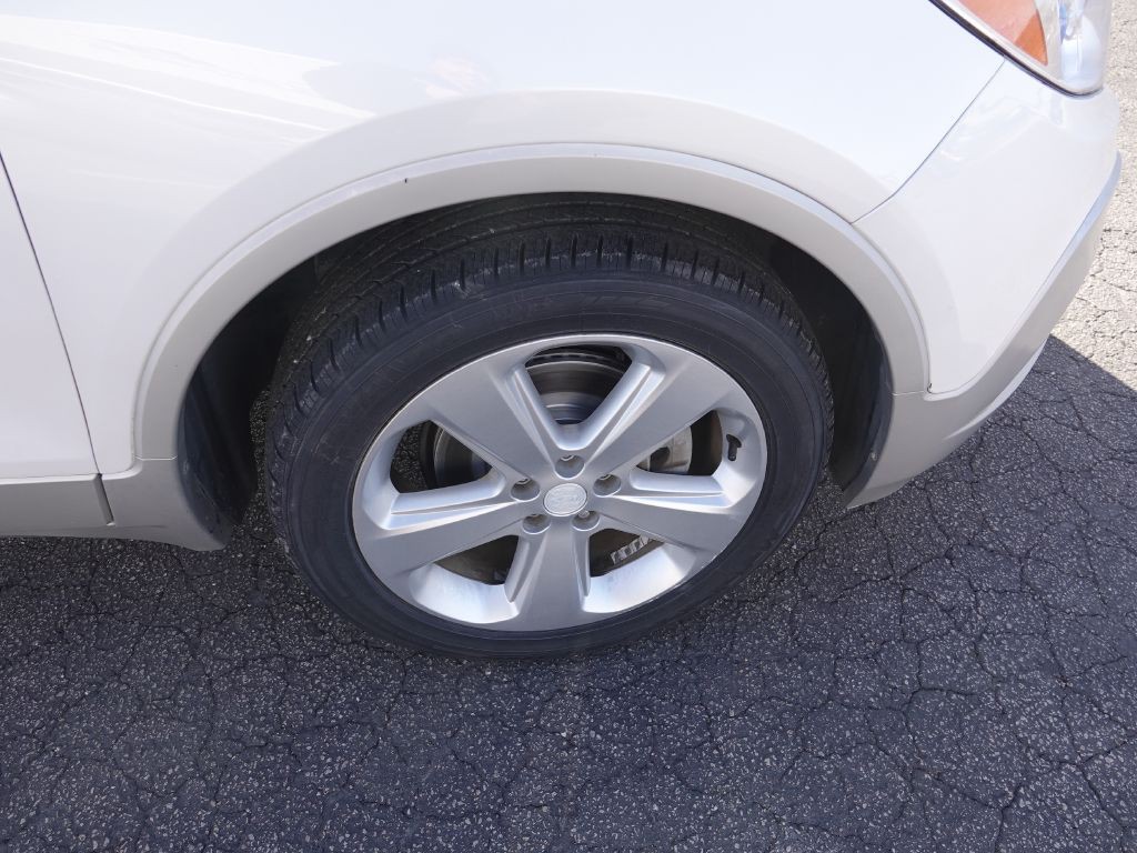 2016 Buick Enclave Image 9