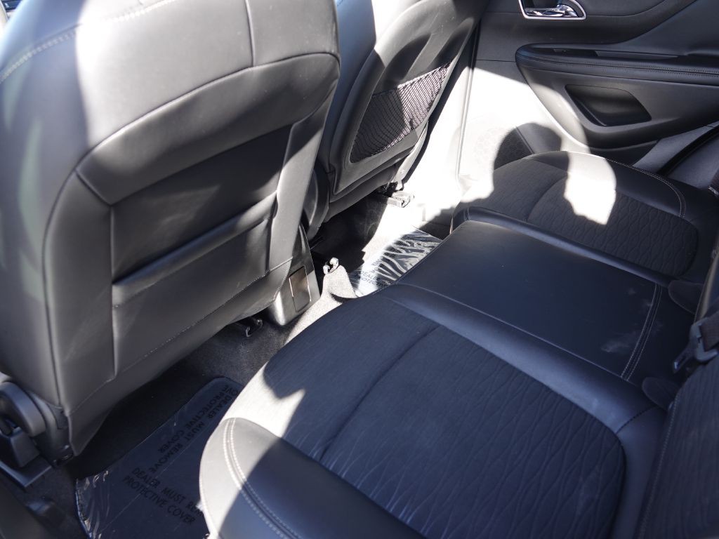 2016 Buick Enclave Image 18