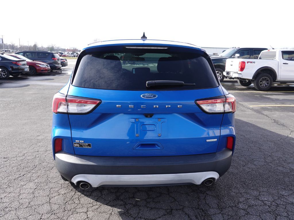 2020 Ford Escape Image 2