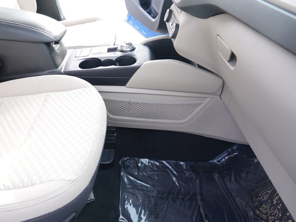 2020 Ford Escape Image 35