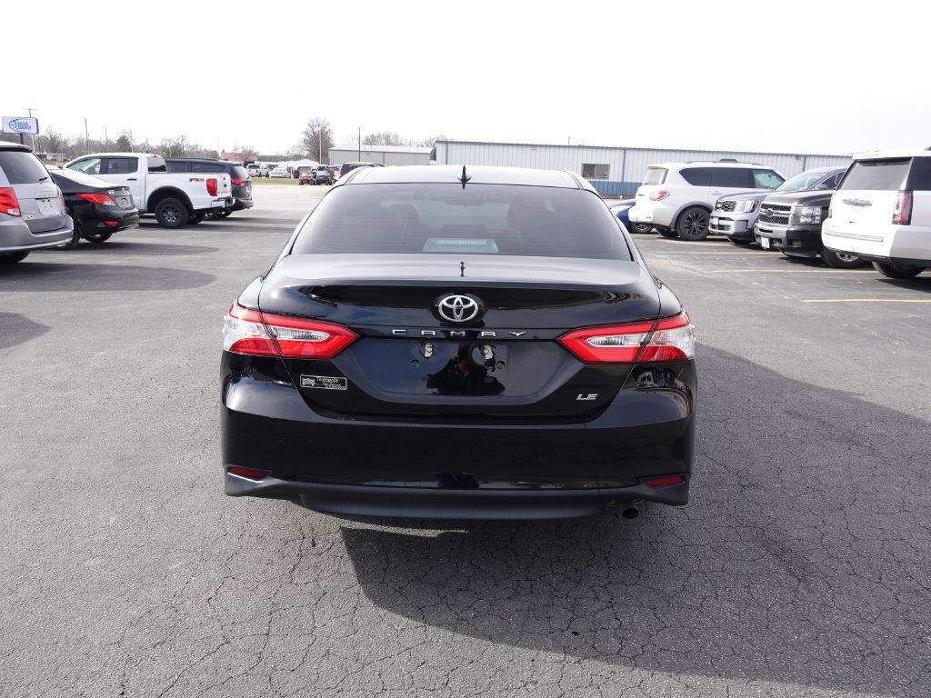 2020 Toyota Camry Image 2