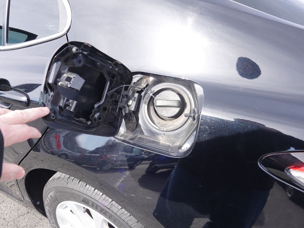 2020 Toyota Camry Image 7