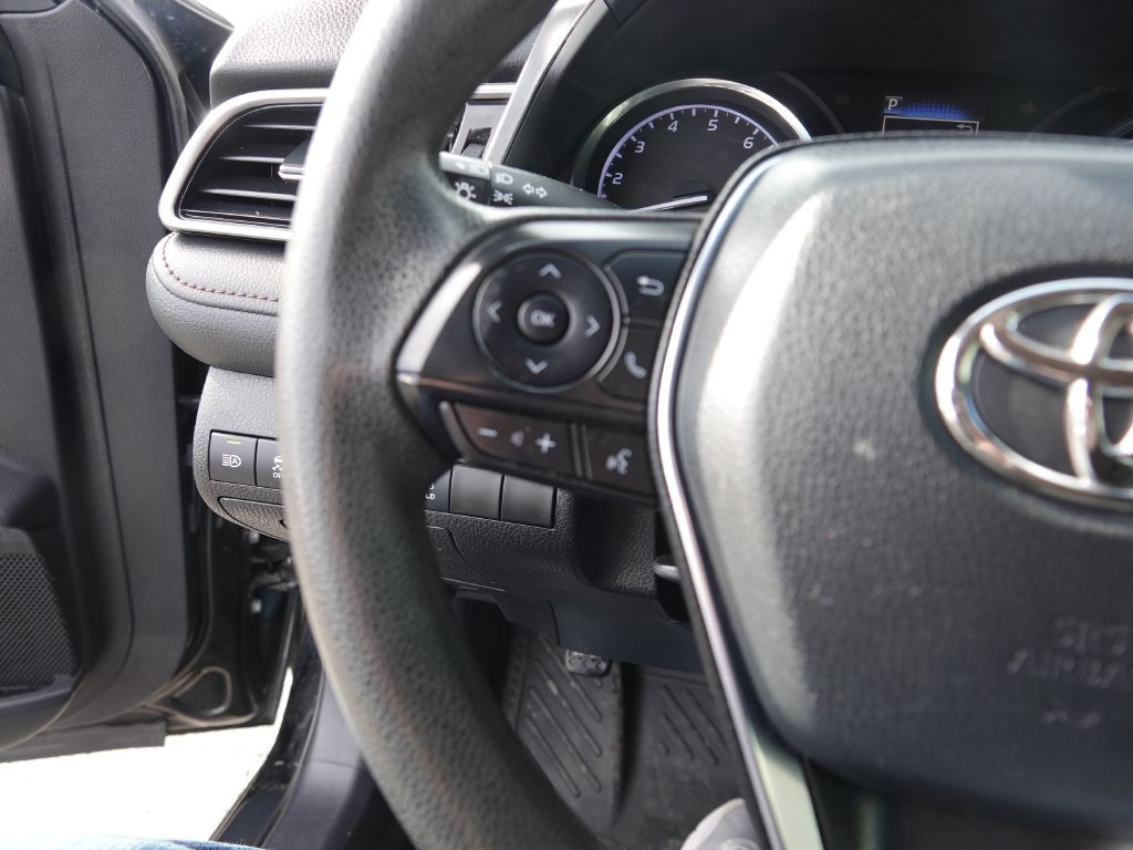 2020 Toyota Camry Image 14