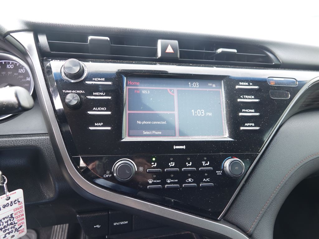 2020 Toyota Camry Image 16