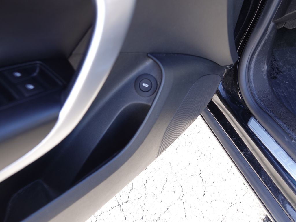 2017 Buick Regal Image 11