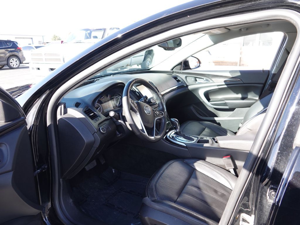 2017 Buick Regal Image 13