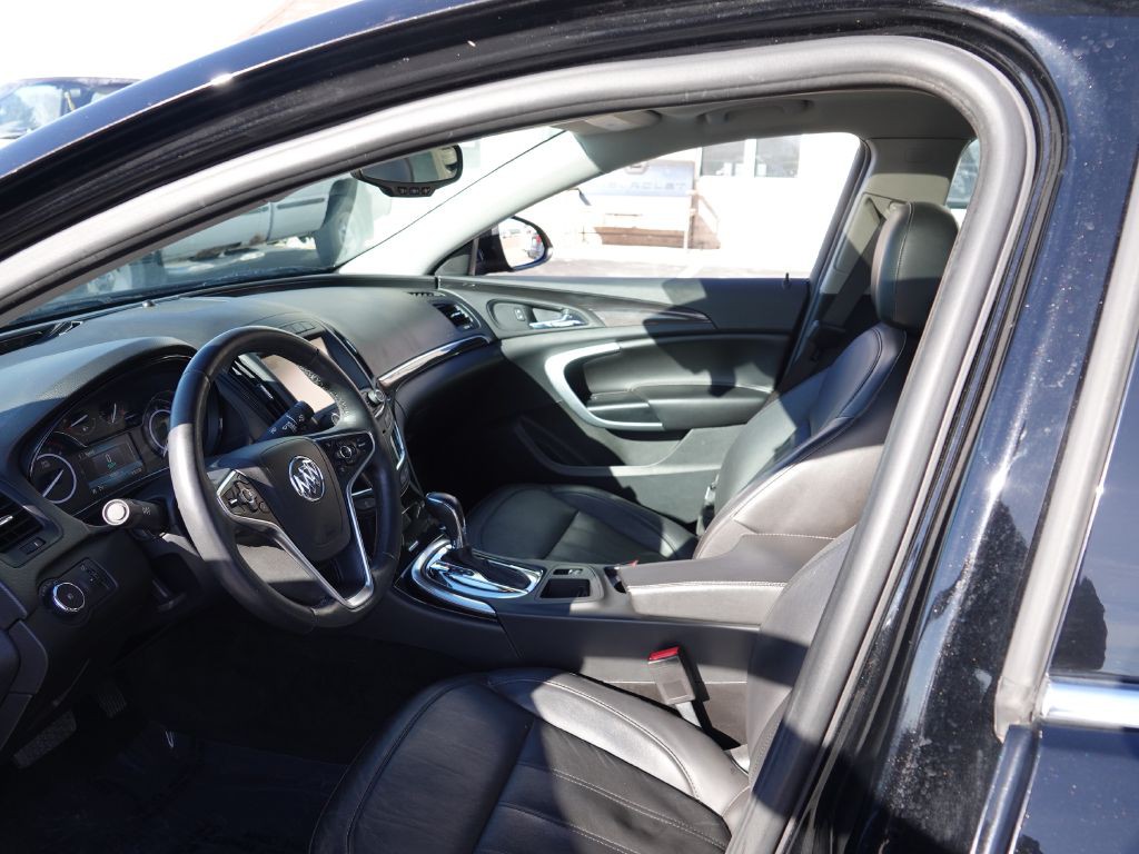2017 Buick Regal Image 25