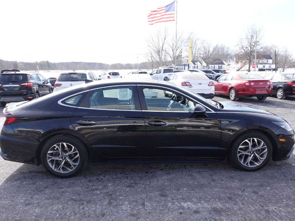 2021 Hyundai Sonata Image 3