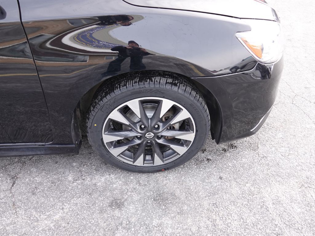 2019 Nissan Sentra Image 8