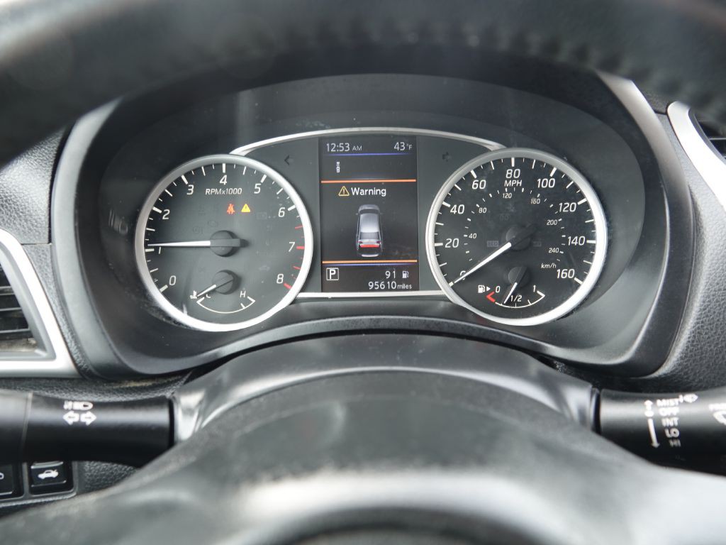 2019 Nissan Sentra Image 11