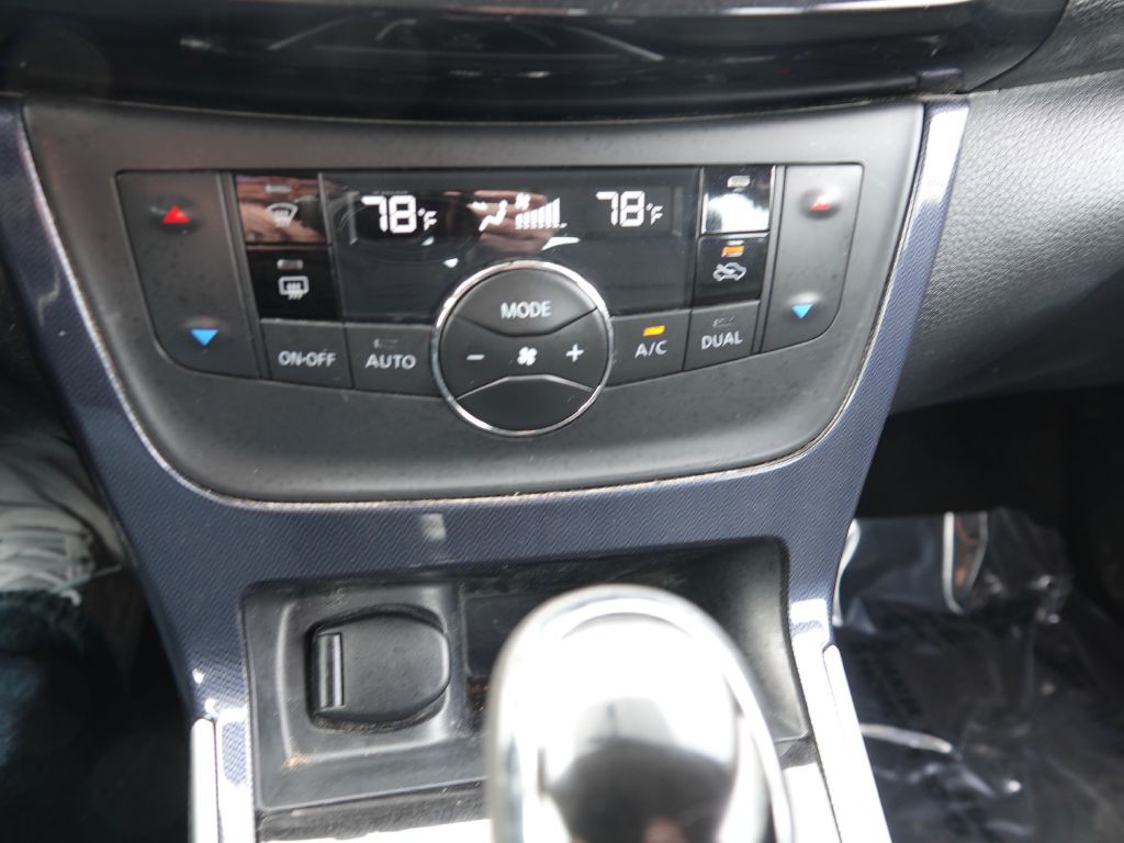 2019 Nissan Sentra Image 16