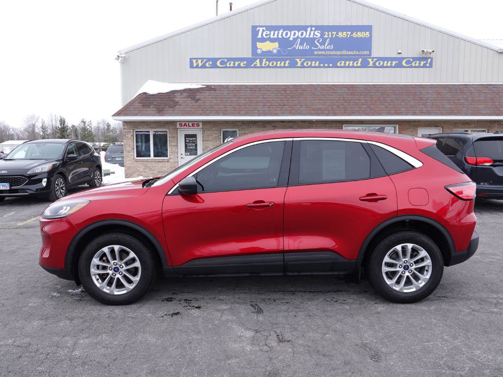 2022 Ford Escape Image 1