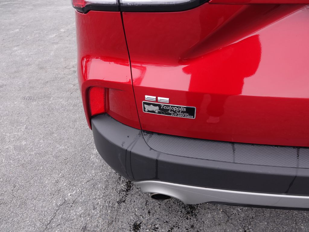 2022 Ford Escape Image 3