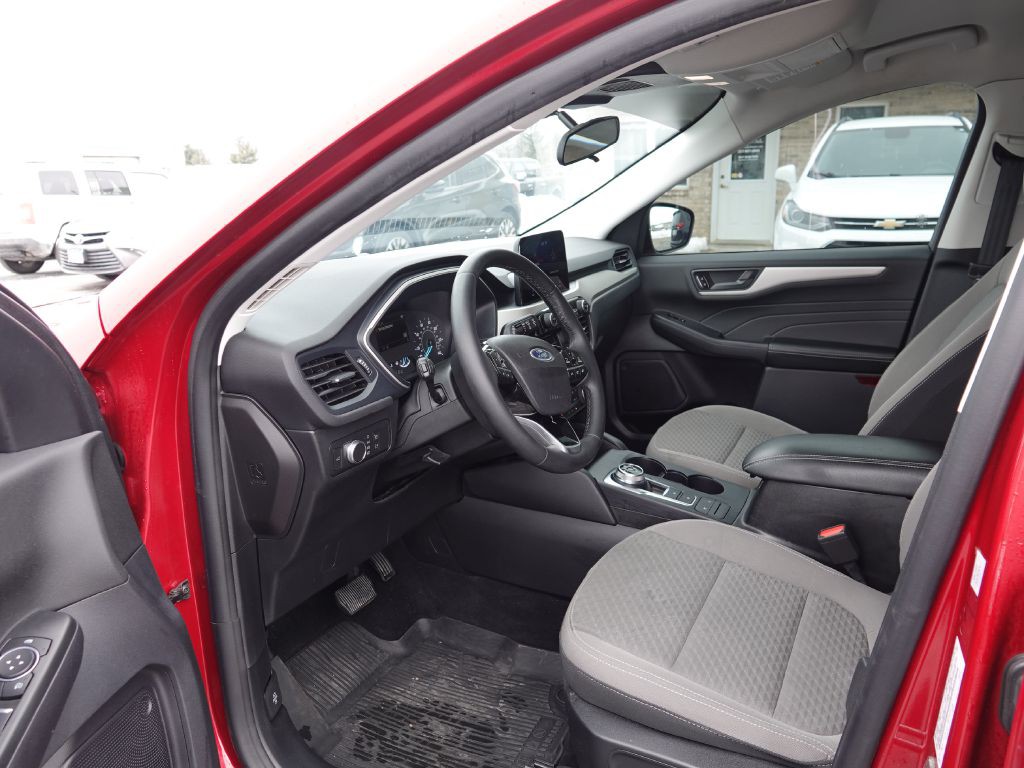 2022 Ford Escape Image 18