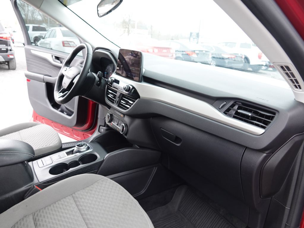 2022 Ford Escape Image 36