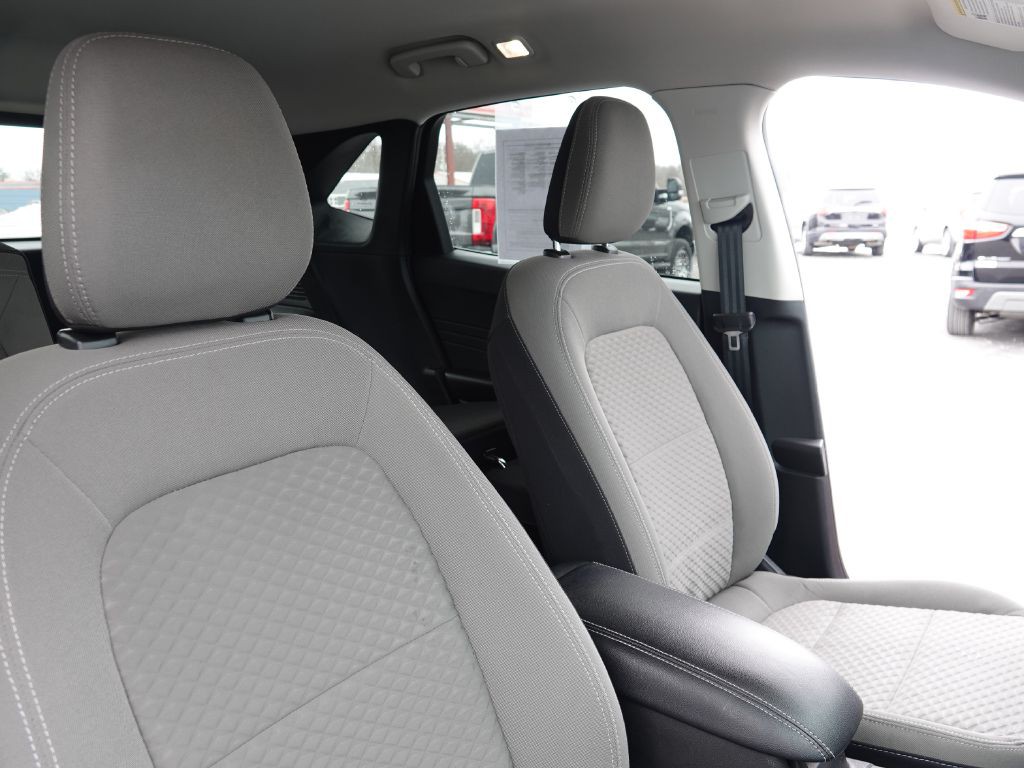 2022 Ford Escape Image 37