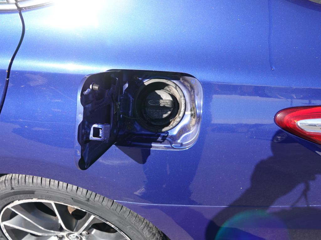 2015 Toyota Camry Image 24