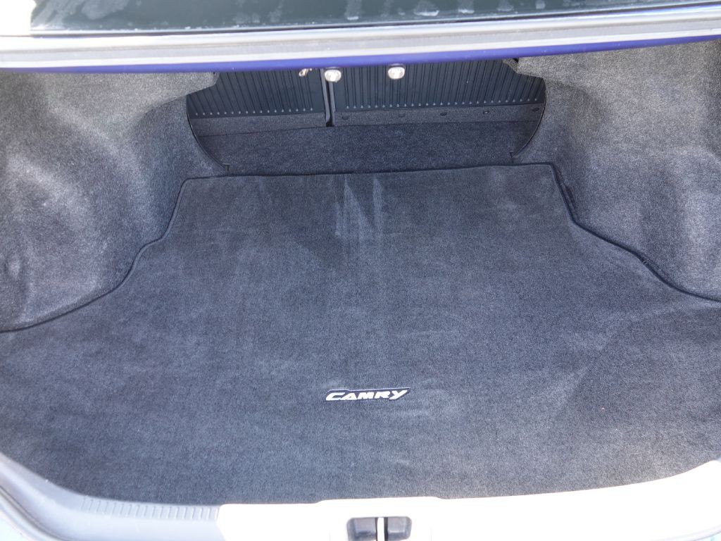 2015 Toyota Camry Image 25