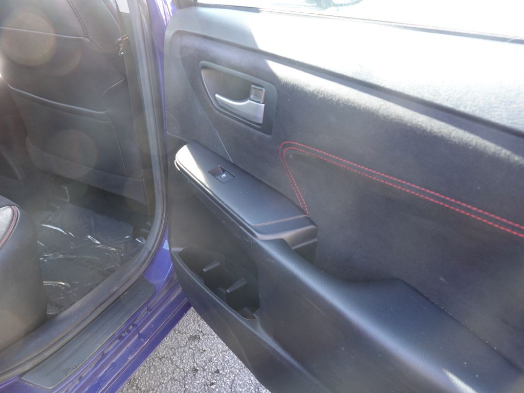 2015 Toyota Camry Image 27