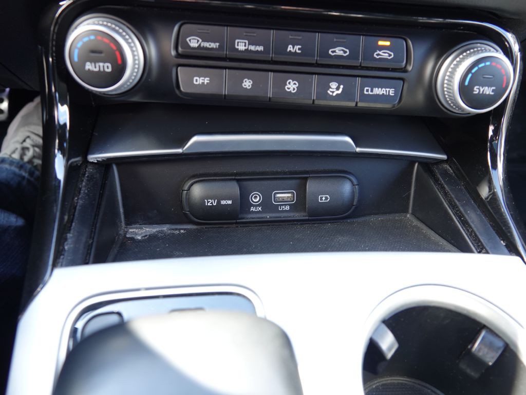 2018 Kia Stinger Image 25