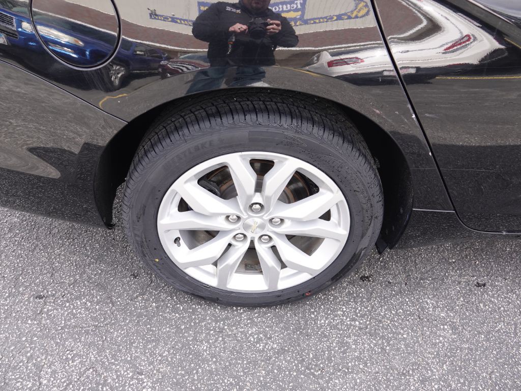 2019 Chevrolet Impala Image 8