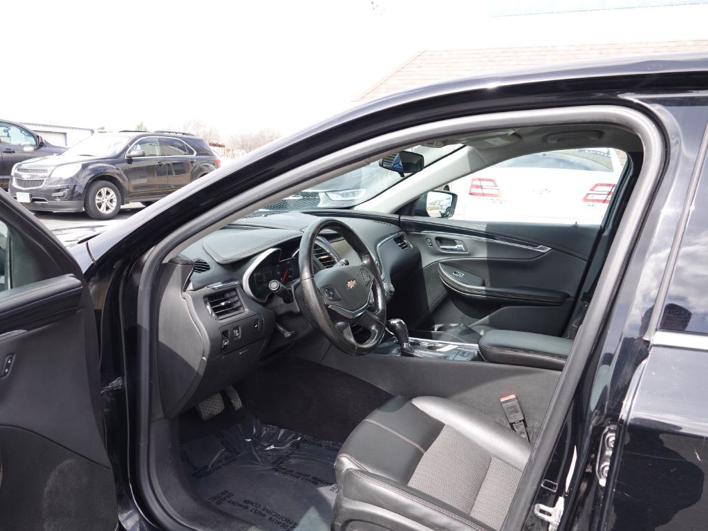 2019 Chevrolet Impala Image 13