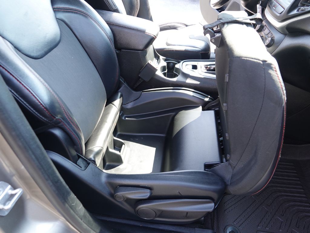 2017 Jeep Cherokee Image 36