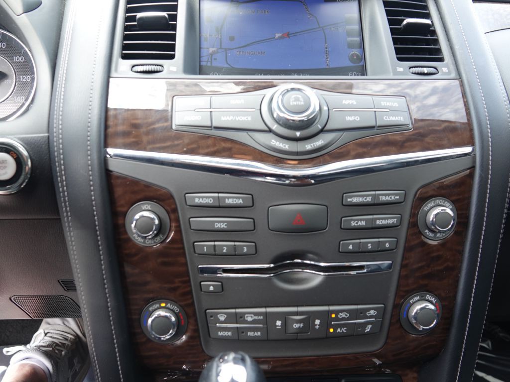 2018 Nissan Armada Image 28