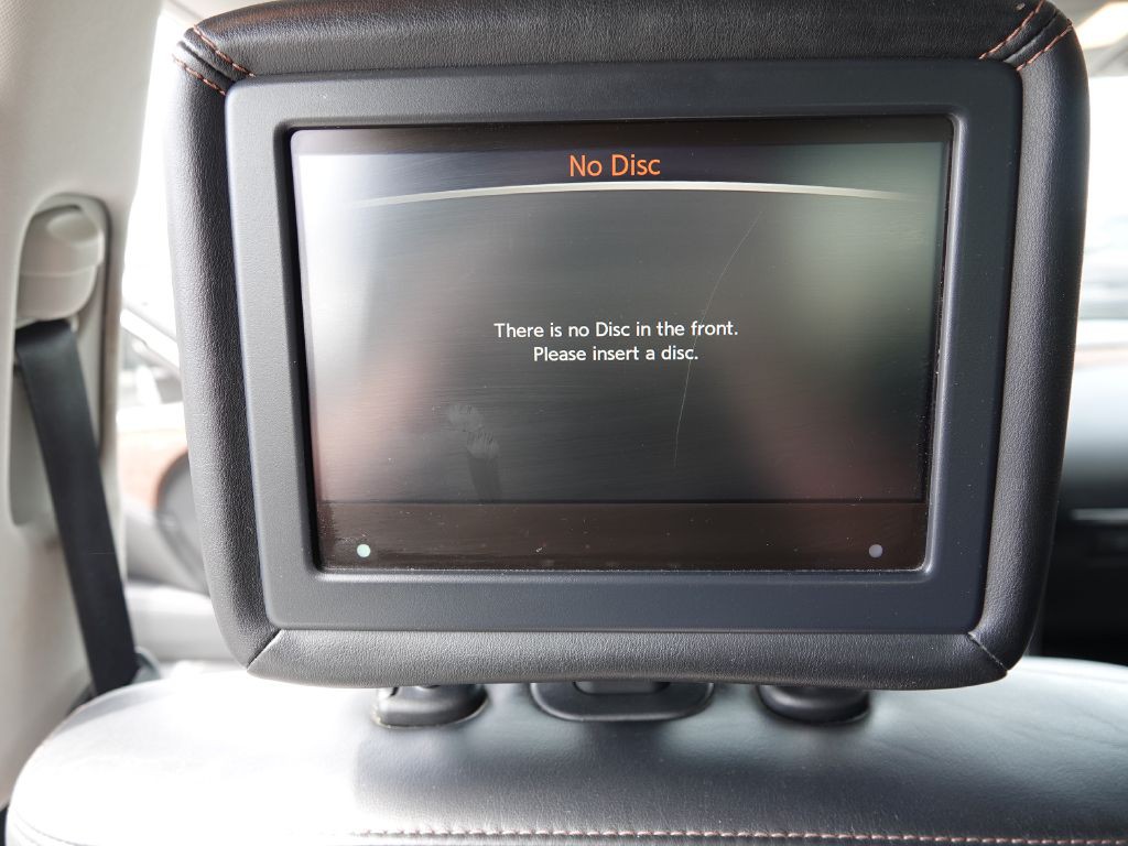 2018 Nissan Armada Image 36