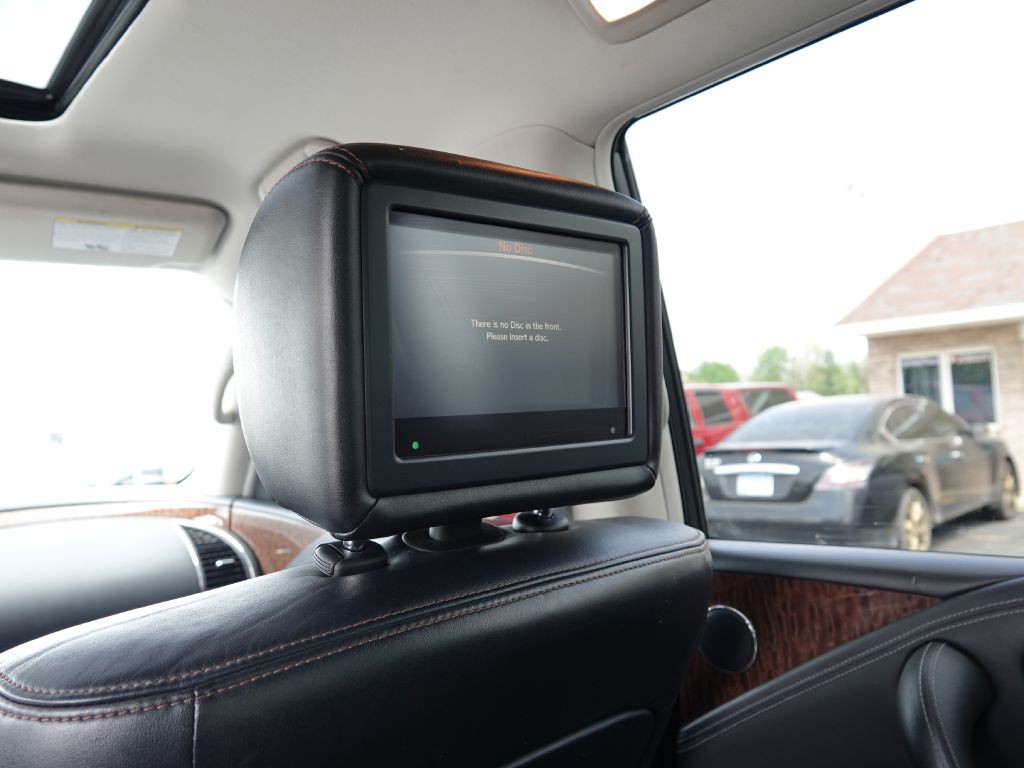 2018 Nissan Armada Image 37