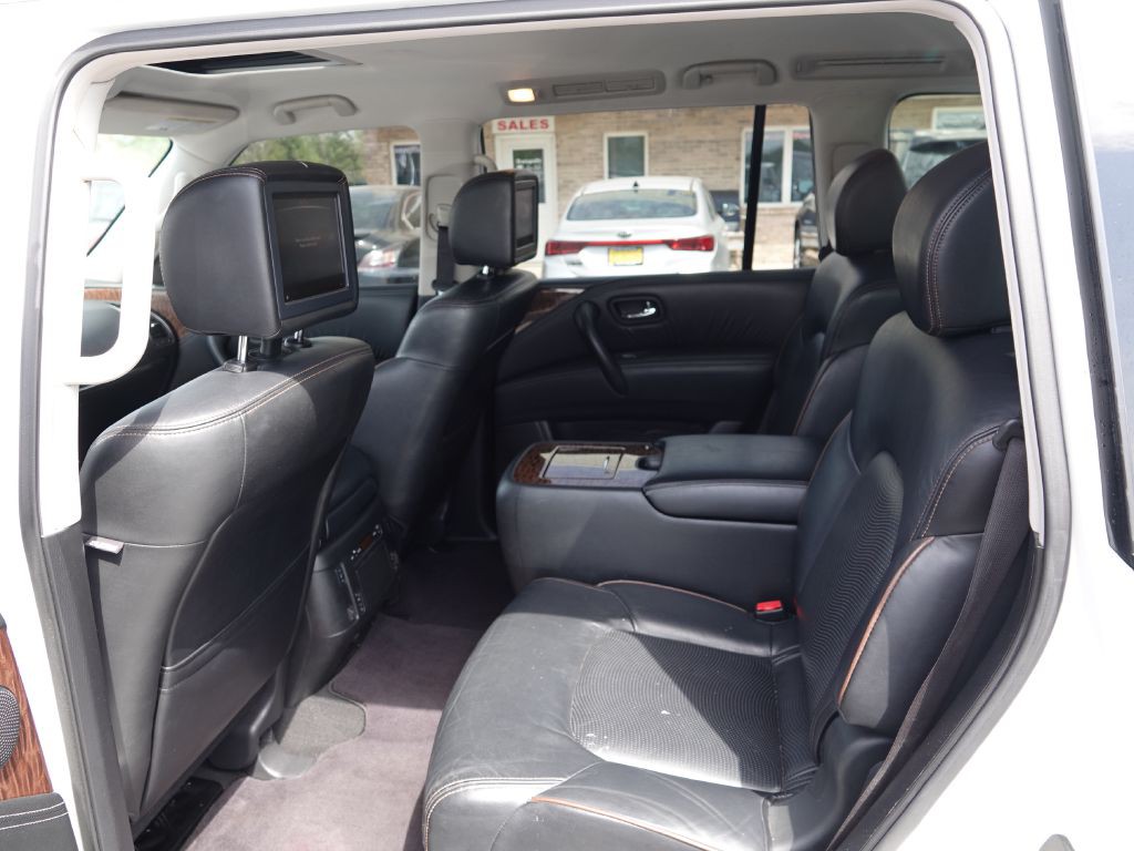 2018 Nissan Armada Image 39