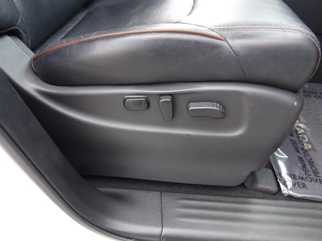 2018 Nissan Armada Image 48