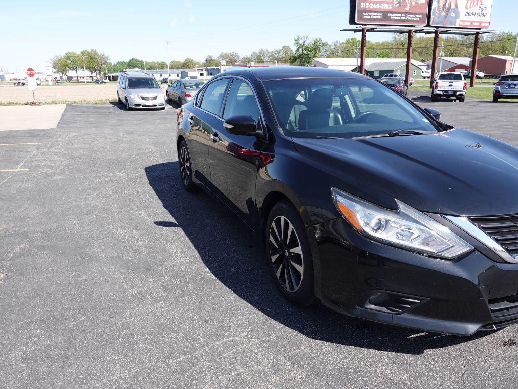 2018 Nissan Altima Image 5