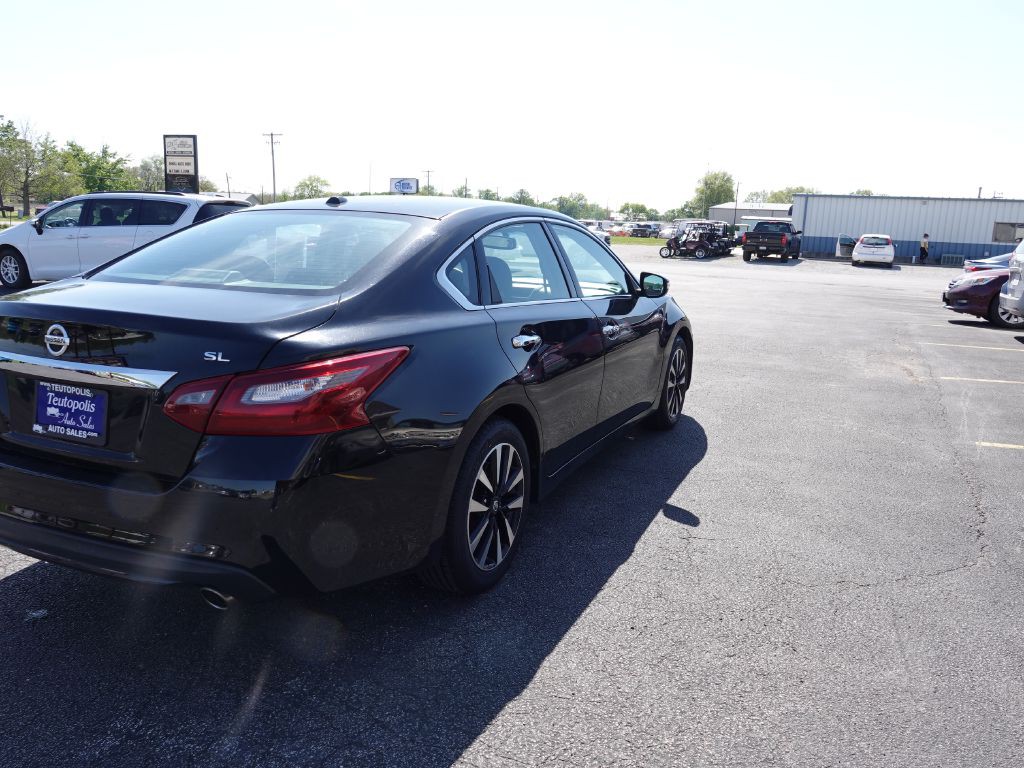 2018 Nissan Altima Image 8