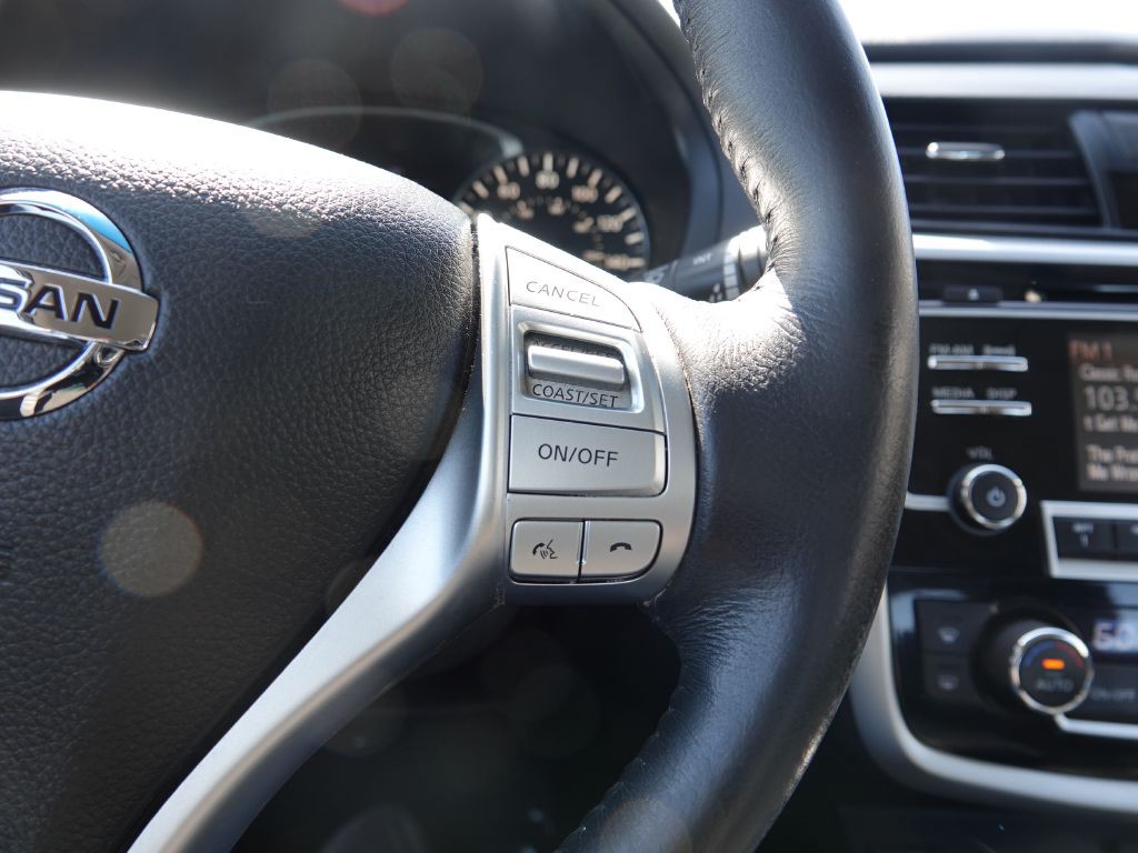 2018 Nissan Altima Image 23