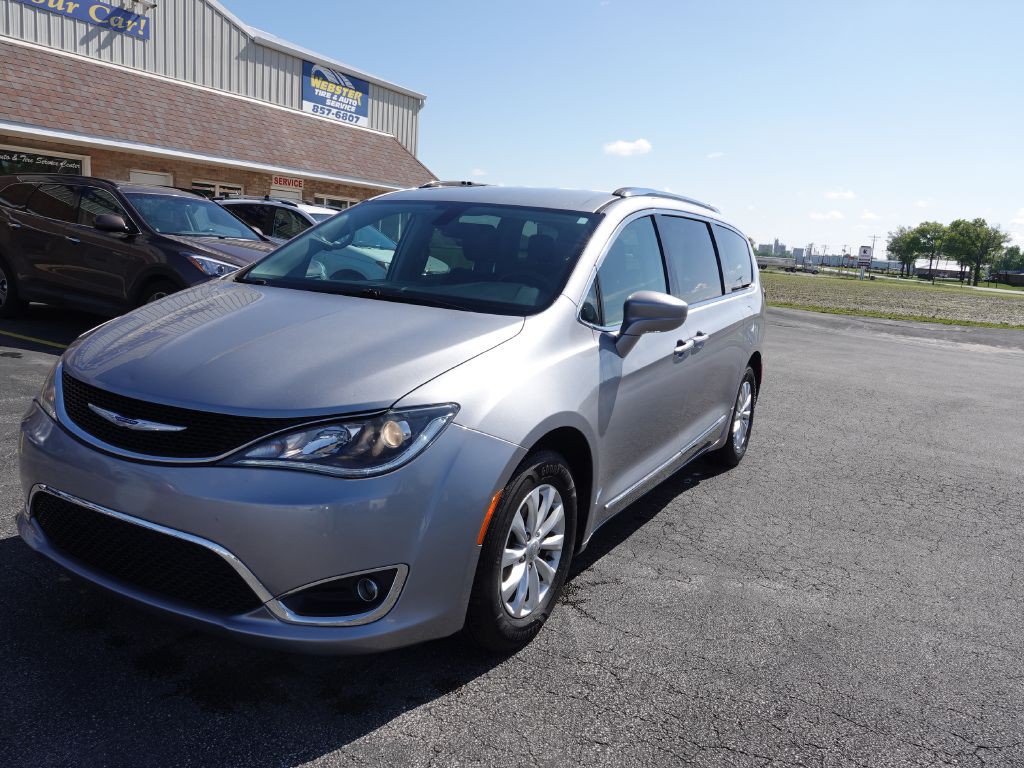 2019 Chrysler Pacifica Image 5