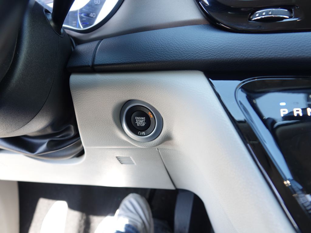 2019 Chrysler Pacifica Image 27