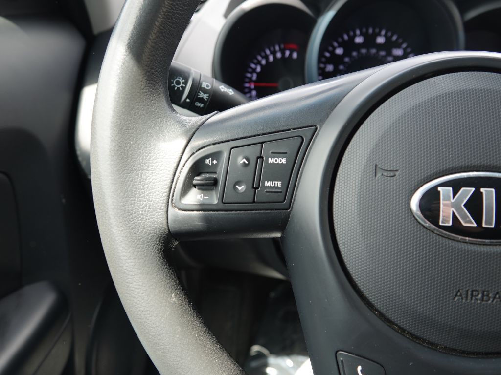 2013 Kia Soul Image 22