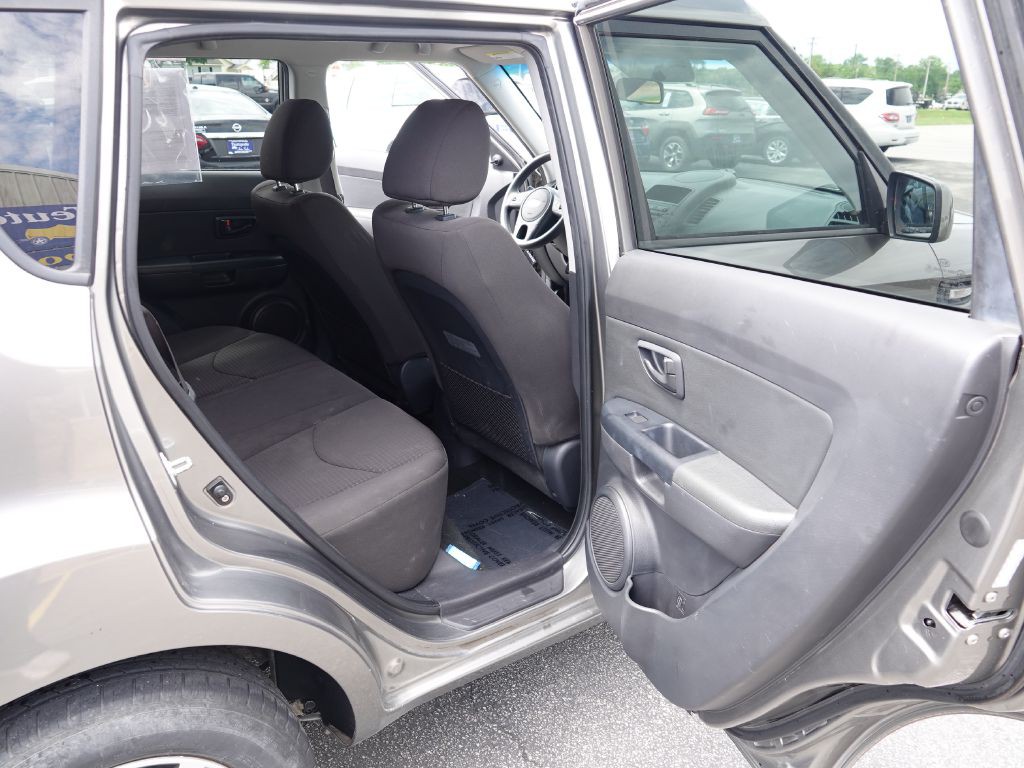 2013 Kia Soul Image 32