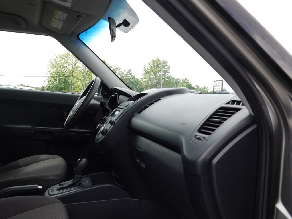 2013 Kia Soul Image 38