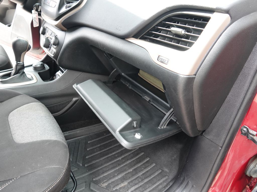 2014 Jeep Cherokee Image 44