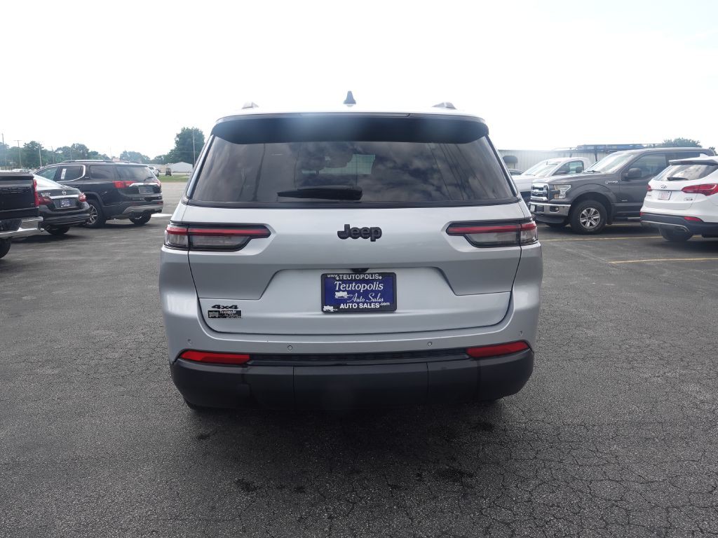 2024 Jeep Grand Cherokee Image 3