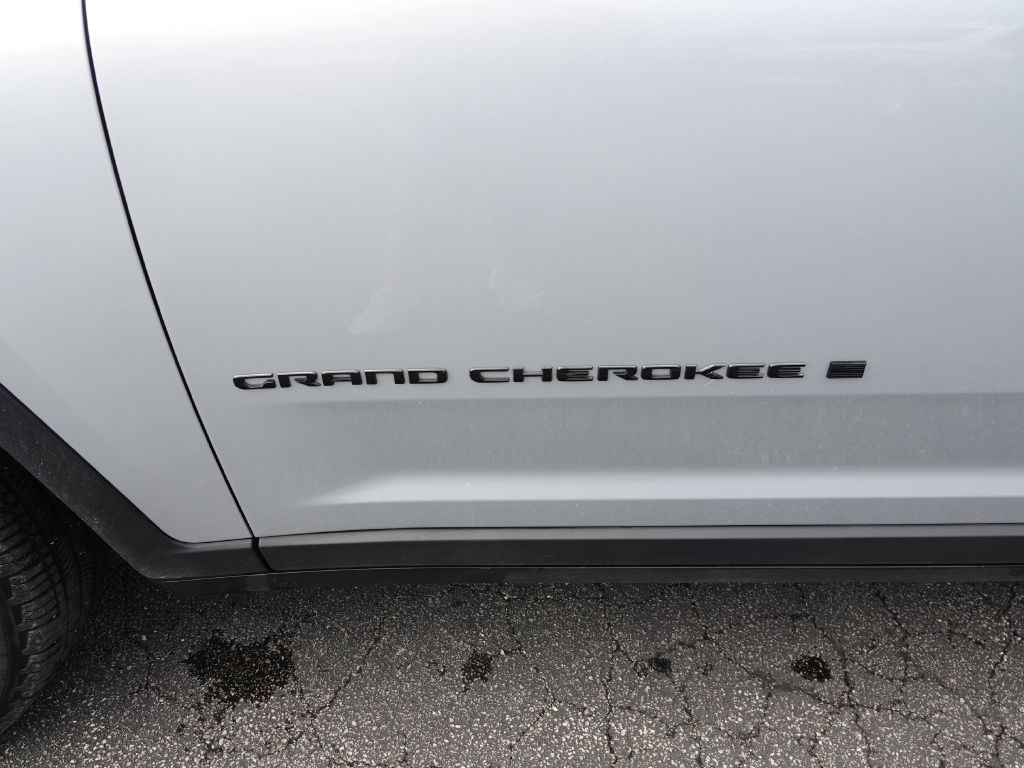 2024 Jeep Grand Cherokee Image 15