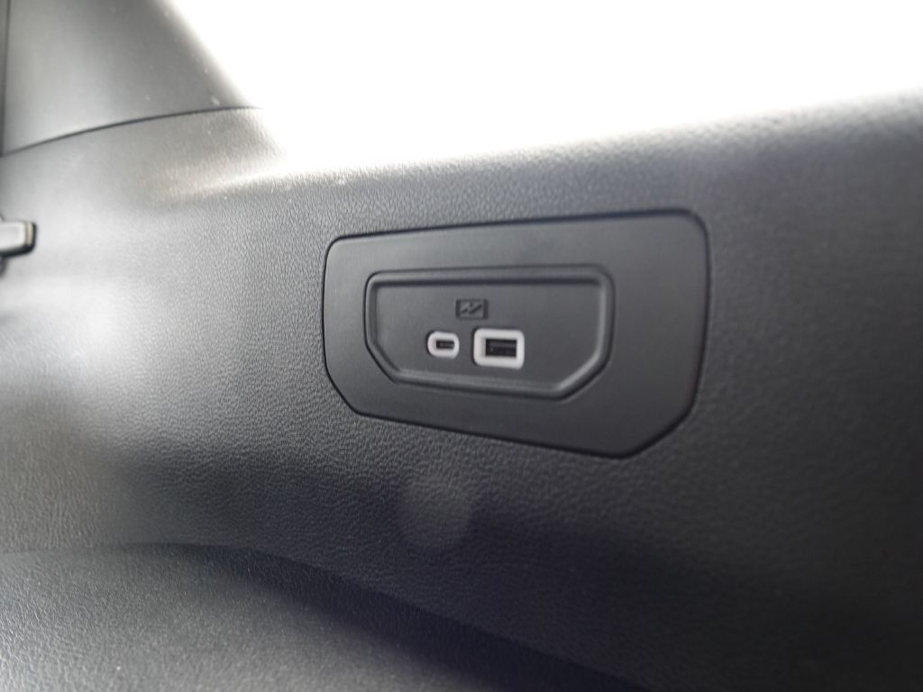2024 Jeep Grand Cherokee Image 38