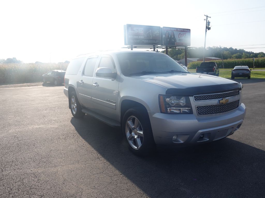 2013 Chevrolet Suburban Image 7